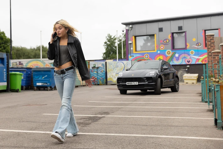 3 Coronation Street spoilers next week: Stolen car drama leads to hit and run and Lisa Swain gets a shock