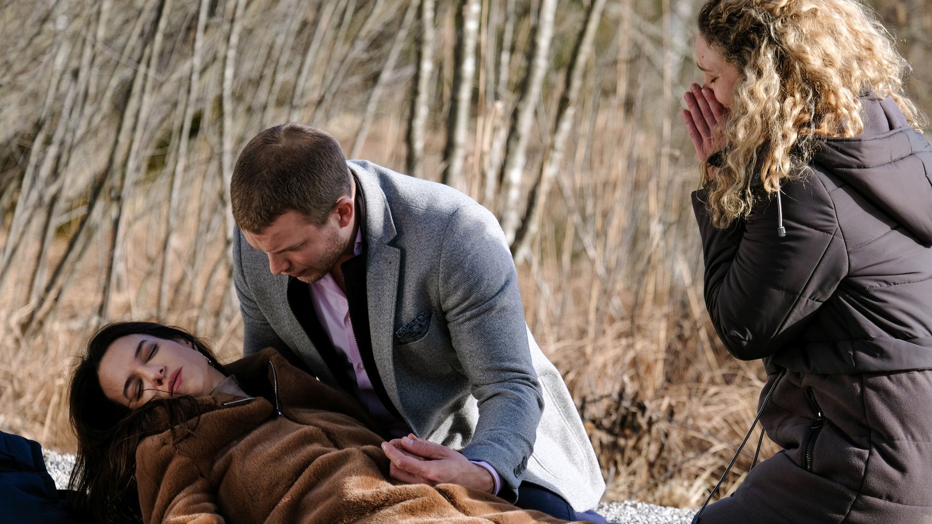 💥 Sturm der Liebe: Sophias Schock-Rückkehr und ein hinterhältiger Gift-Anschlag!